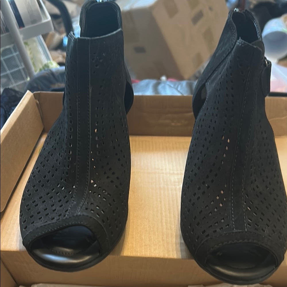 Earth Black Ankle Booties with Perforated Design